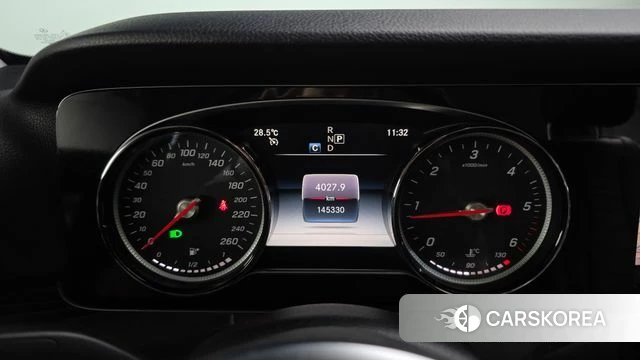 Mercedes-Benz E-Class W213 id 4785658 из Кореи 18