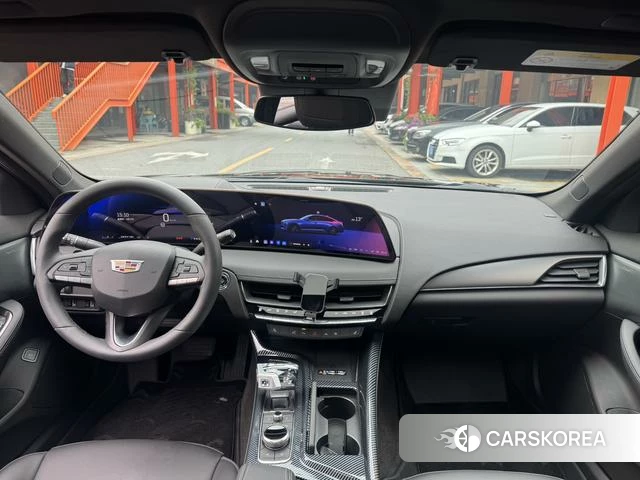 Cadillac CT5 id 4198806 из Китая 33