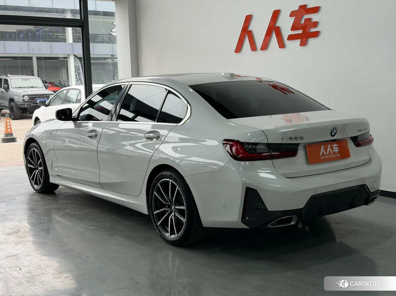 BMW 3 series id 4461556 из Китая 14