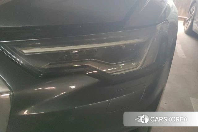 Audi A6L id 4242170 из Китая 15