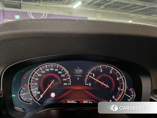 BMW 5 Series (G30) id 3732878 из Кореи 18