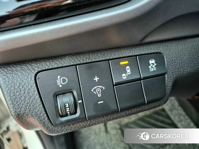 Kia Stonic id 4907618 из Кореи 10