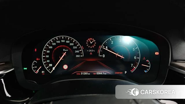 BMW 5 Series (G30) id 4325307 из Кореи 18