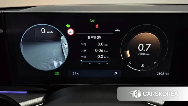 Hyundai Grandeur (GN7) id 3241487 из Кореи 18