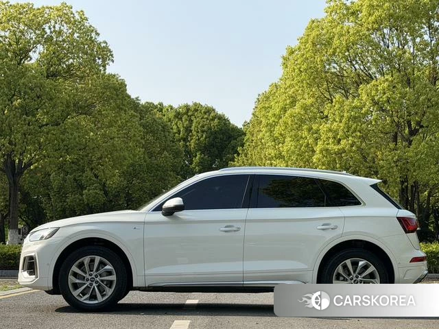 Audi Q5L id 4276780 из Китая 20