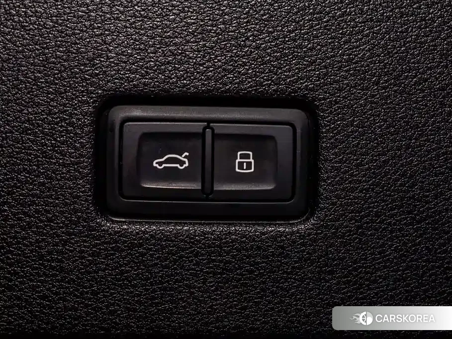 Audi Q8 id 4539443 из Китая 34
