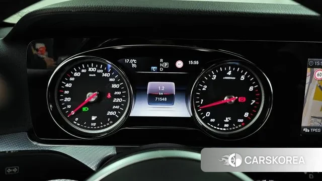 Mercedes-Benz E-Class W213 id 3402604 из Кореи 18