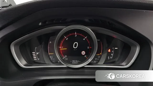 Volvo V40 Cross-Country id 3568439 из Кореи 18