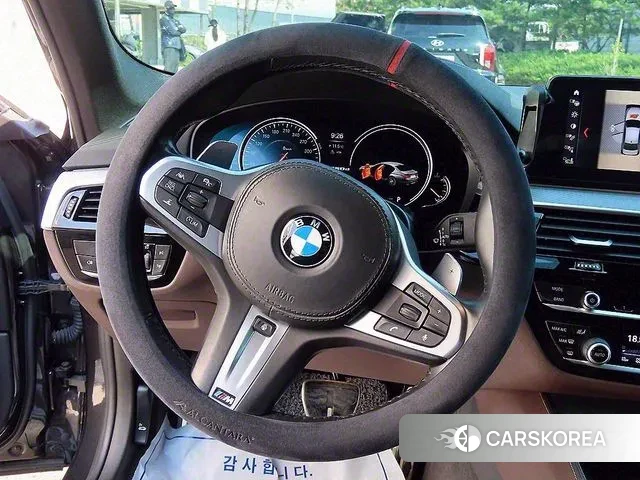 BMW 5 Series (G30) id 2977329 из Кореи 17