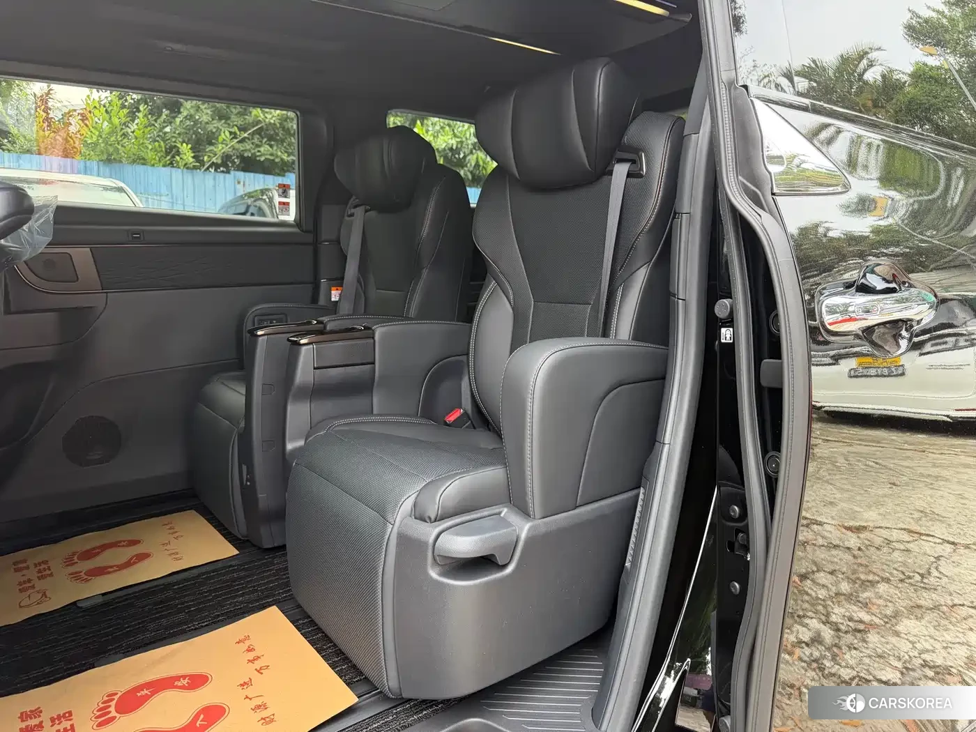 Toyota Elfa id 4512964 из Китая 8