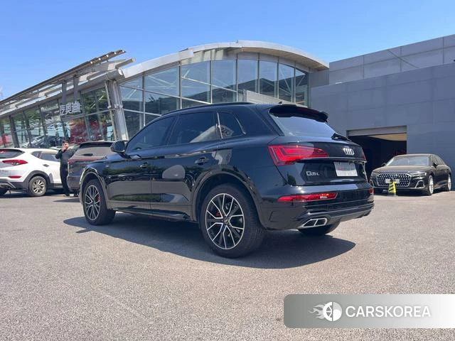 Audi Q5L id 4307099 из Китая 9