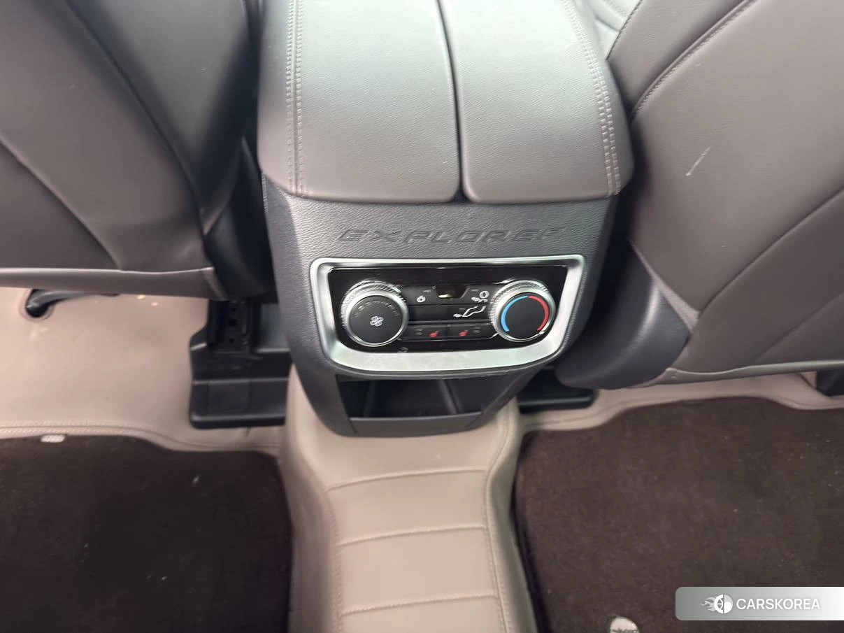 Ford Explorer id 4510754 из Китая 16