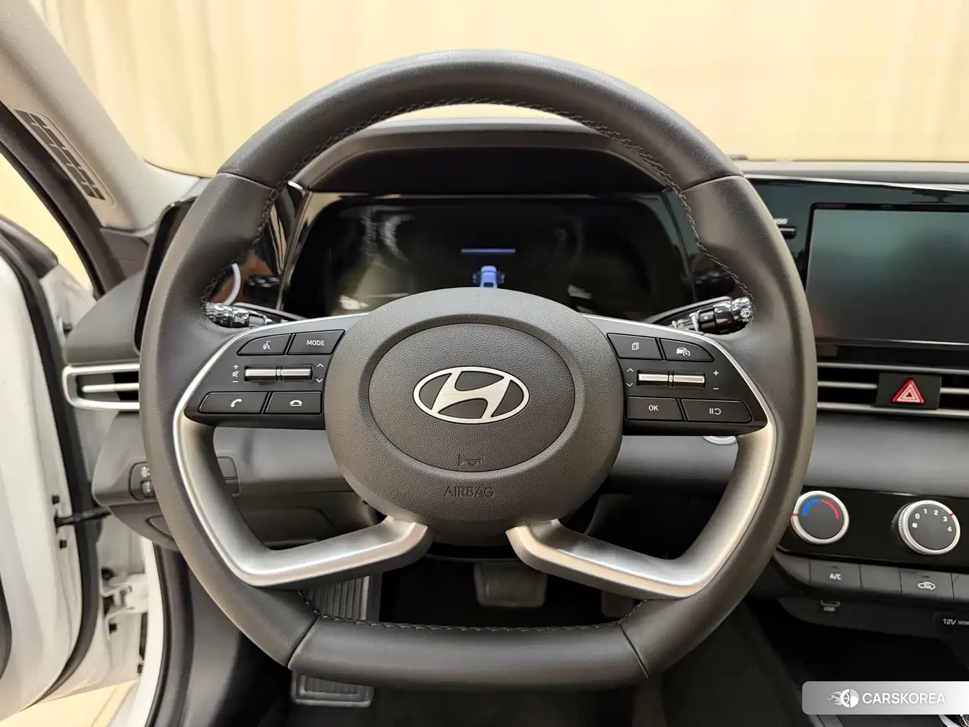 Hyundai Elantra id 4664390 из Китая 21