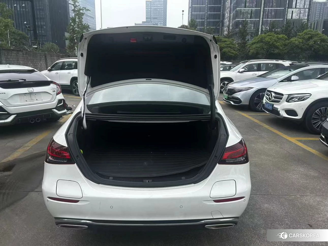 Mercedes-Benz E-class PHEV id 4467854 из Китая 16