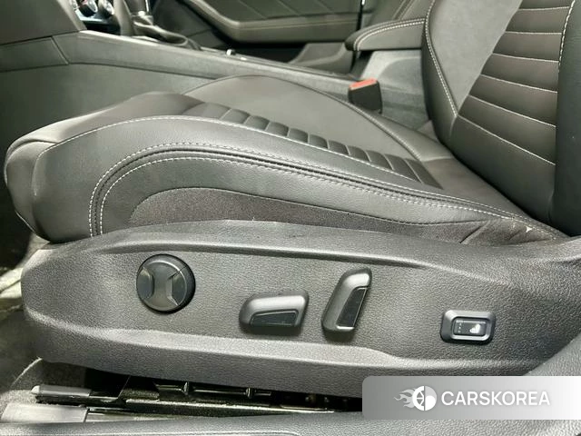 Volkswagen Magotan id 4190370 из Китая 34