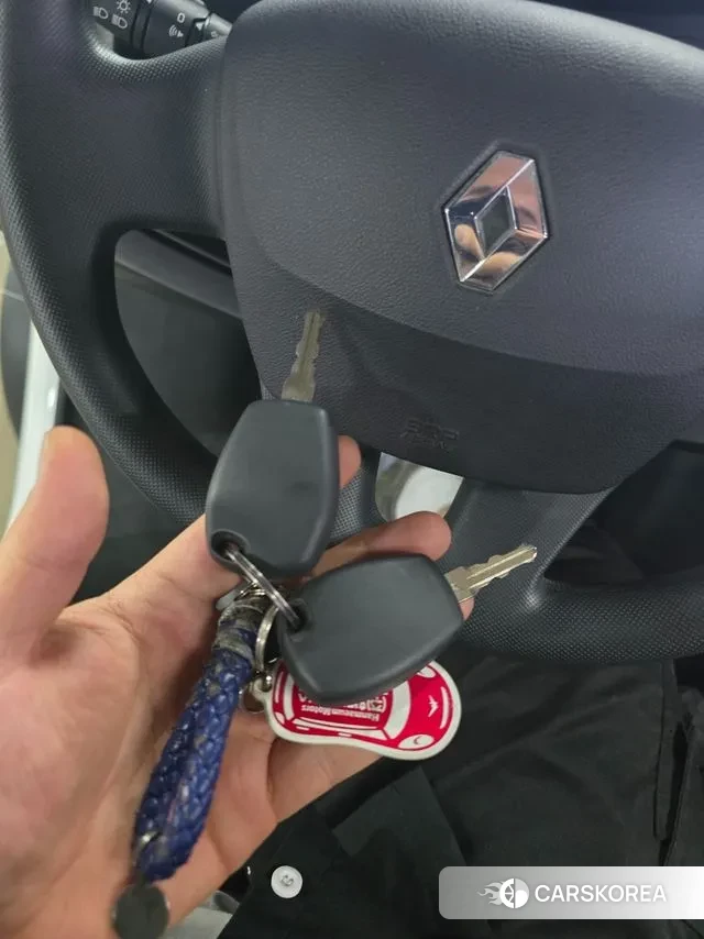 Renault Korea (Samsung) Twizy id 3024643 из Кореи 11