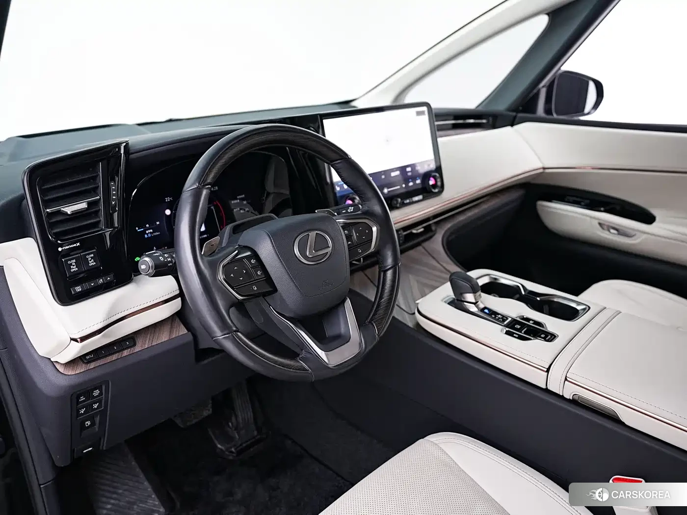 Lexus LM id 4547199 из Китая 23