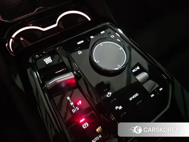 BMW 5 Series (G60) id 3431364 из Кореи 10