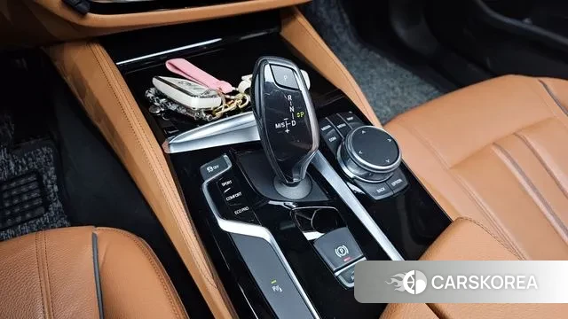 BMW 5 Series (G30) id 3460232 из Кореи 18