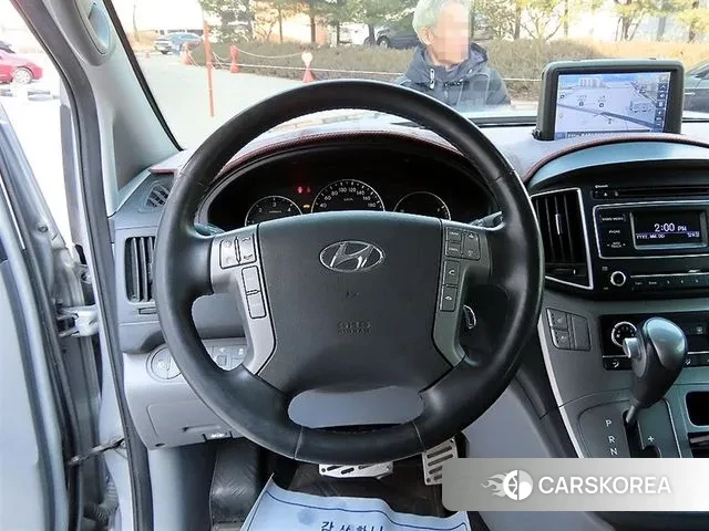 Hyundai The New Grand Starex id 3640832 из Кореи 17