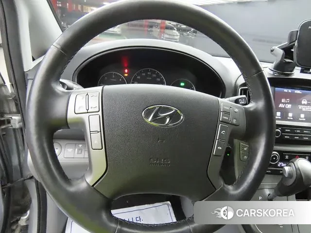Hyundai The New Grand Starex id 3350542 из Кореи 17