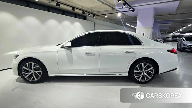 Mercedes-Benz E-Class W214 id 4381046 из Кореи 18