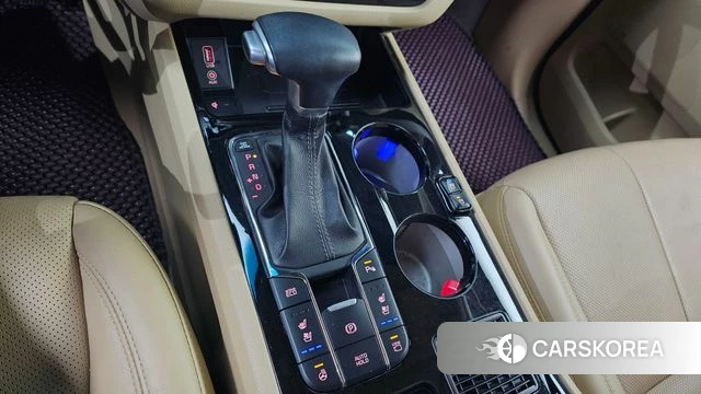 Kia The New Carnival id 3936812 из Кореи 18