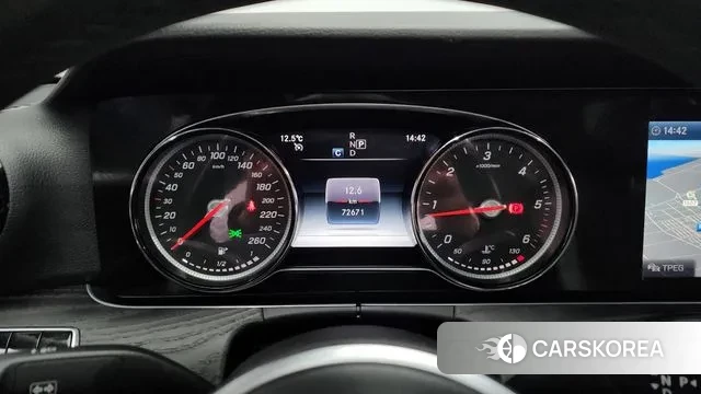 Mercedes-Benz E-Class W213 id 3469576 из Кореи 18