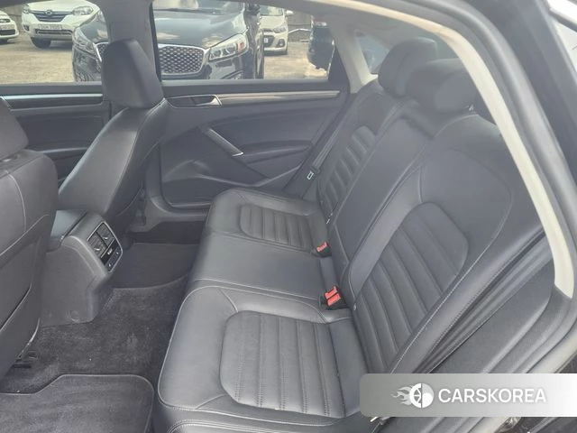 Volkswagen The New Passat id 4304990 из Кореи 14