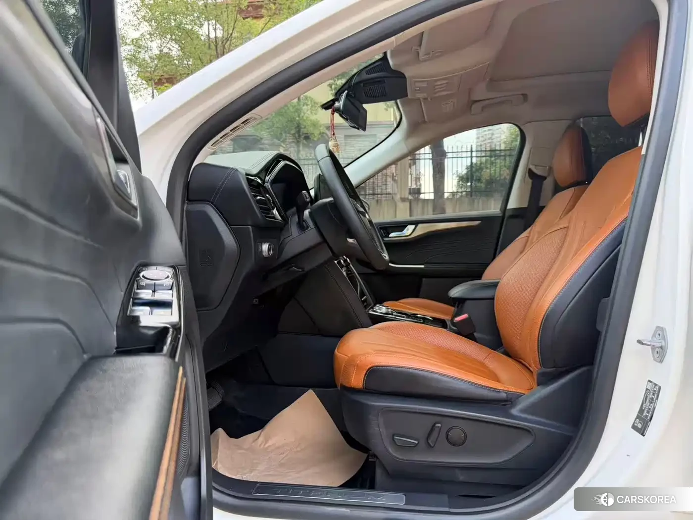Ford Escape id 4606954 из Китая 19