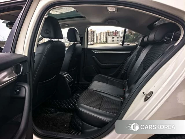 Skoda Octavia id 4393147 из Китая 11