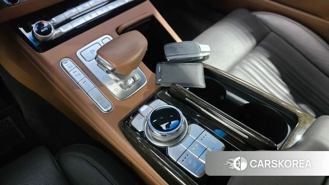 Genesis G90 id 3904456 из Кореи 18