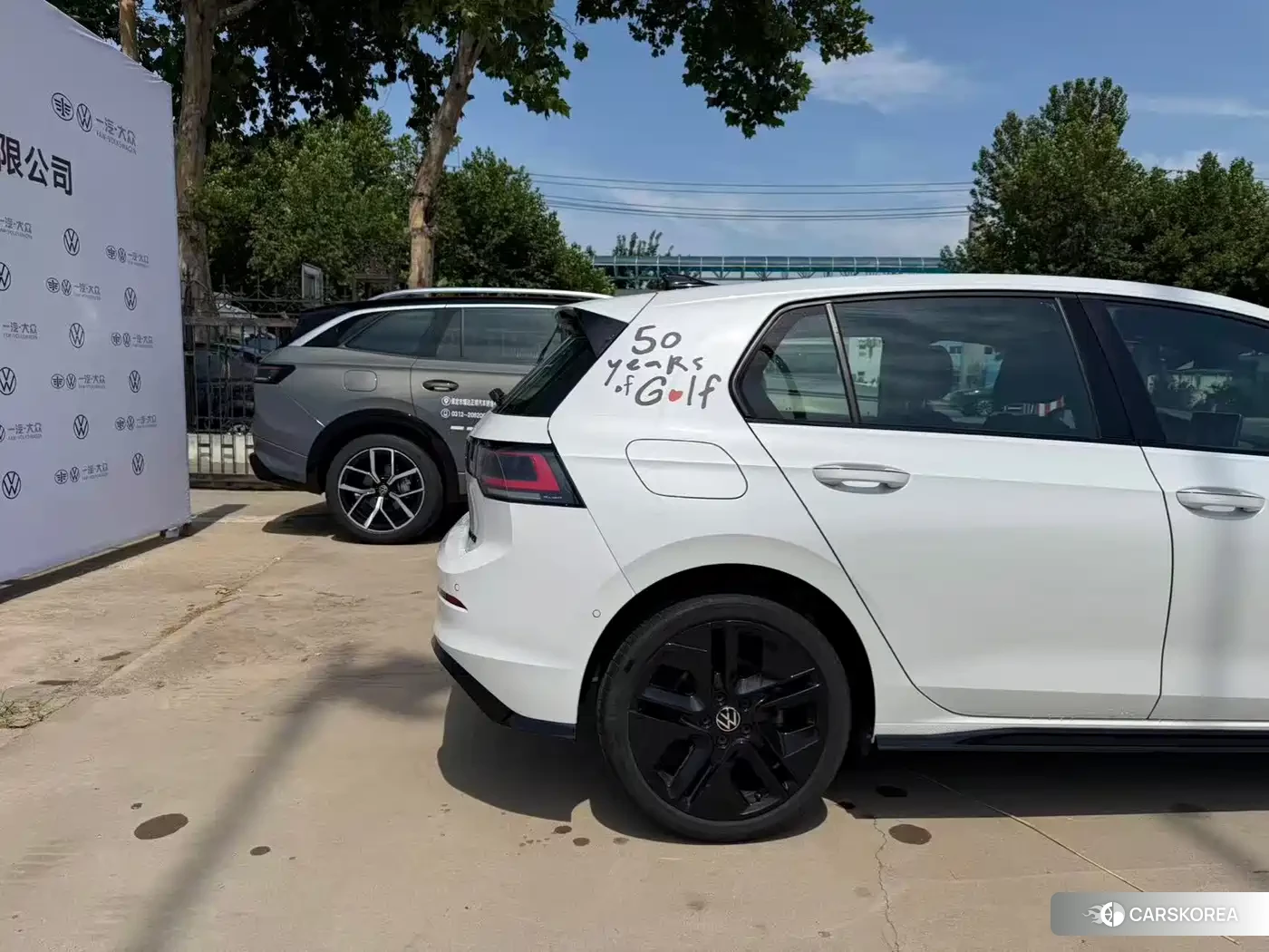 Volkswagen Golf id 4628134 из Китая 15