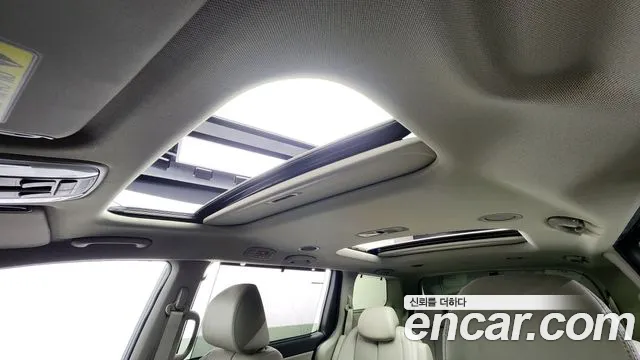 Kia The New Carnival id 2659471 из Кореи 18