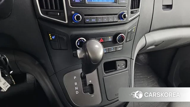 Hyundai The New Grand Starex id 3656350 из Кореи 18