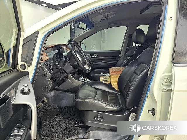 Ssangyong Korando Turismo id 4305095 из Кореи 18