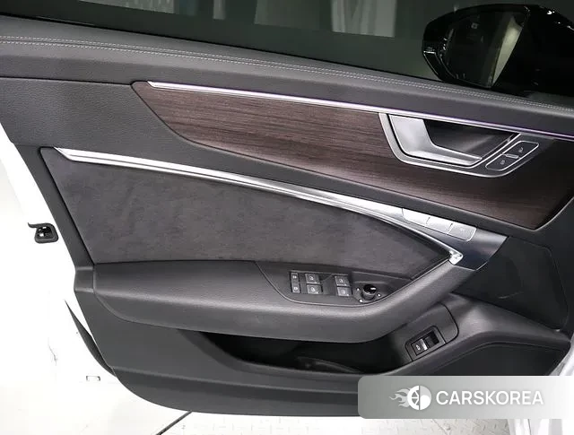 Audi A6 (C8) id 3441906 из Кореи 18