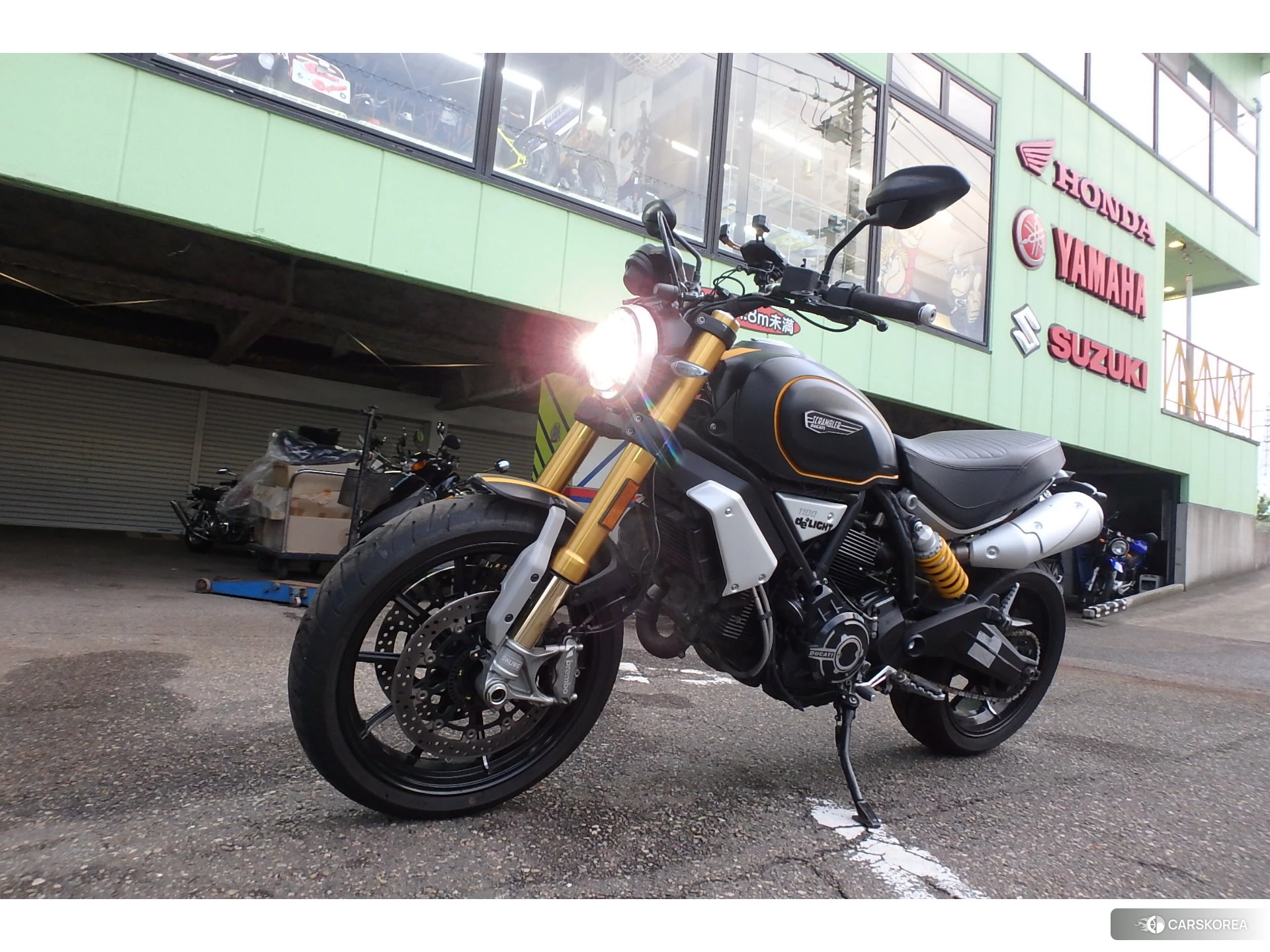 Ducati SCRAMBLER 1100 S id 4352933 из Японии 15