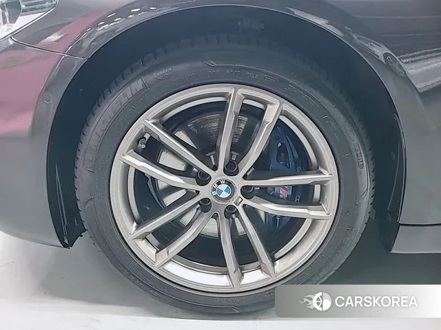 BMW 5 Series (G30) id 3489981 из Кореи 18