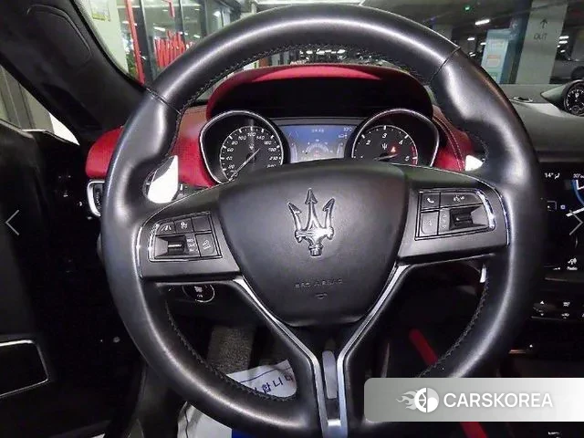 Maserati Levante id 3060421 из Кореи 18