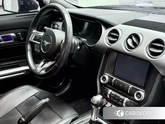 Ford Mustang id 4211711 из Китая 8