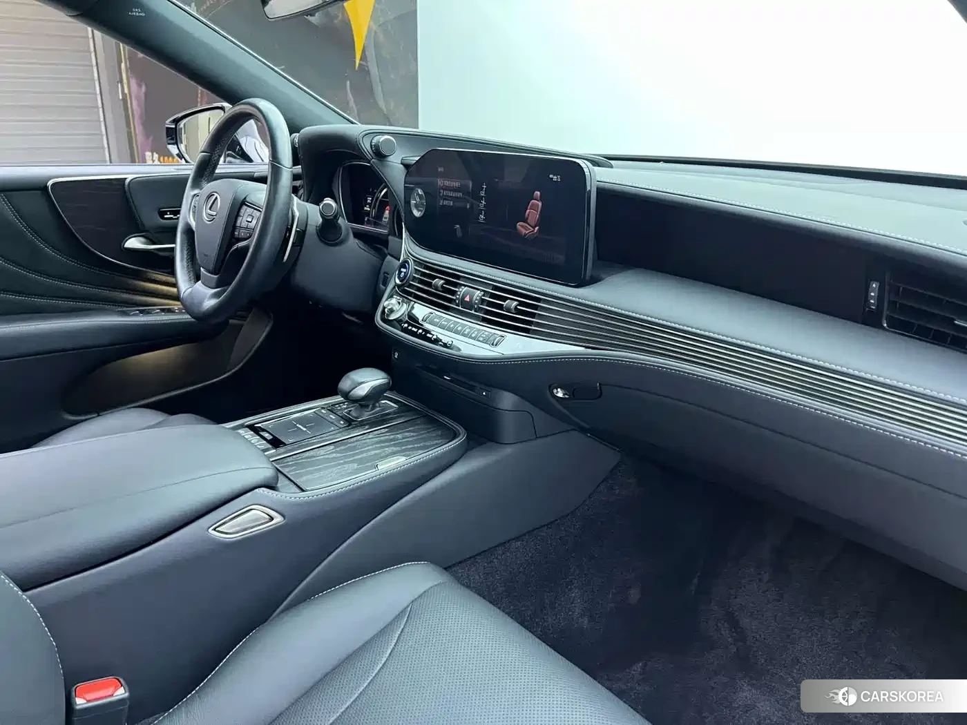 Lexus LS id 4685881 из Китая 10