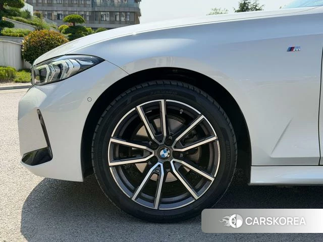 BMW 3 series id 4278853 из Китая 22