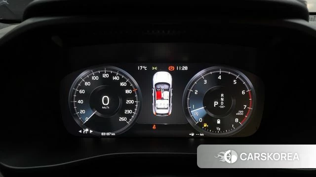 Volvo XC40 id 3839304 из Кореи 18