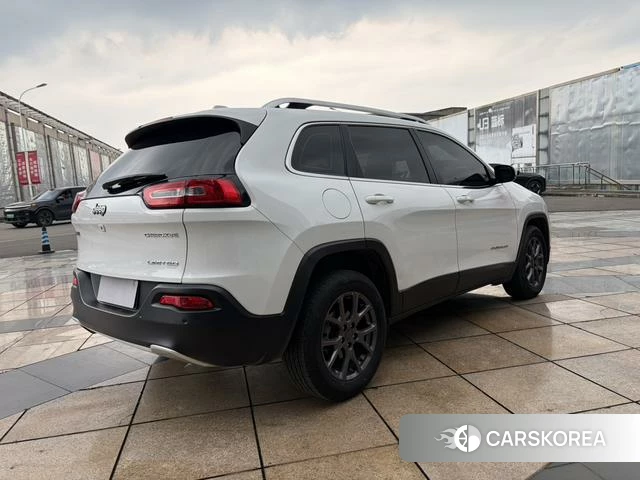 Jeep Free light id 4253277 из Китая 16