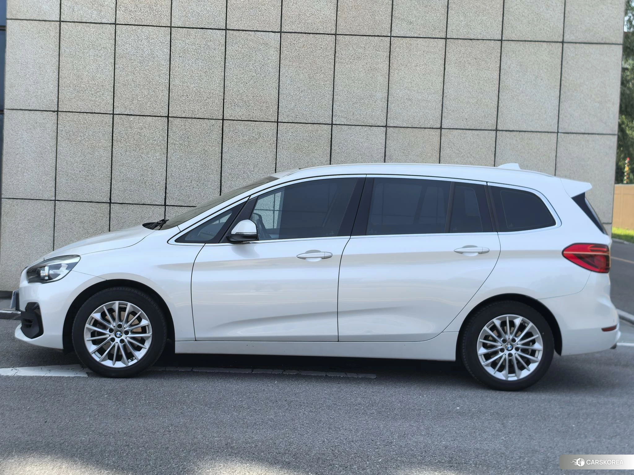 BMW 2 series multifunctional station wagon id 4492922 из Китая 12