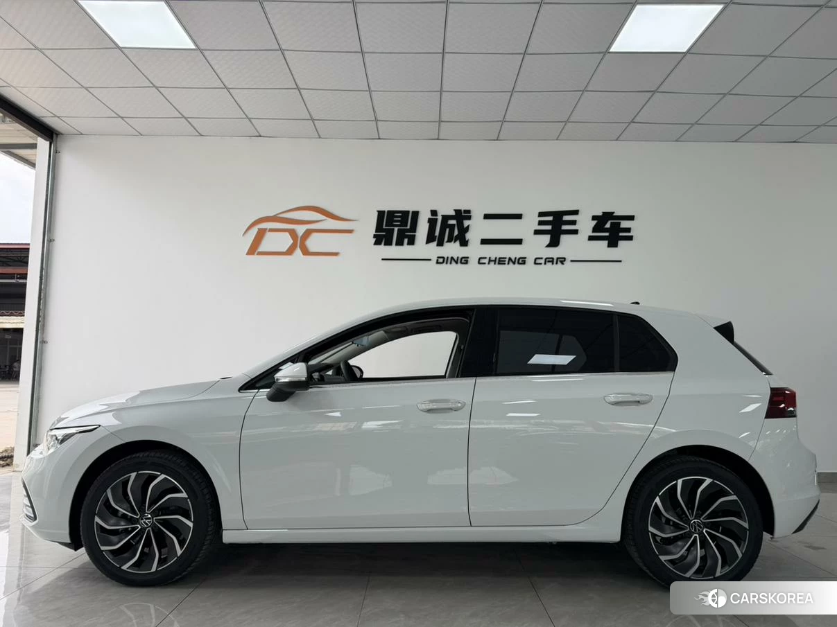 Volkswagen Golf id 4441018 из Китая 8