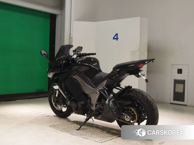 Kawasaki NINJA 1000 id 4387013 из Японии 8