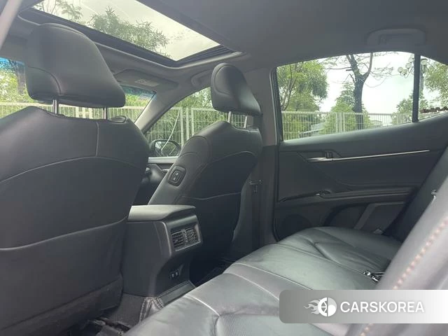 Toyota Camry id 4221086 из Китая 10