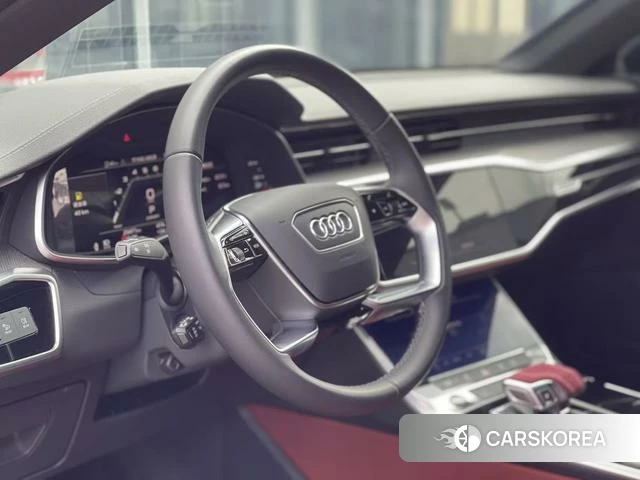Audi A7L id 4261794 из Китая 17